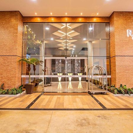 Отель Ramada By Wyndham Manaus Torres Center Экстерьер фото