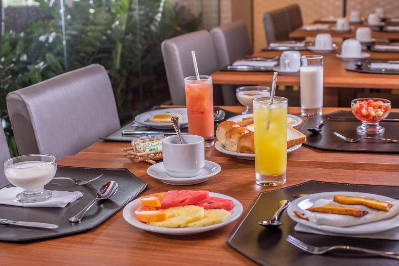 Отель Ramada By Wyndham Manaus Torres Center Экстерьер фото