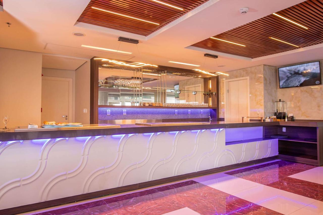 Отель Ramada By Wyndham Manaus Torres Center Экстерьер фото