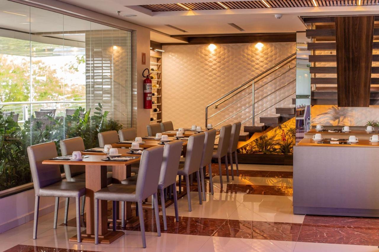 Отель Ramada By Wyndham Manaus Torres Center Экстерьер фото