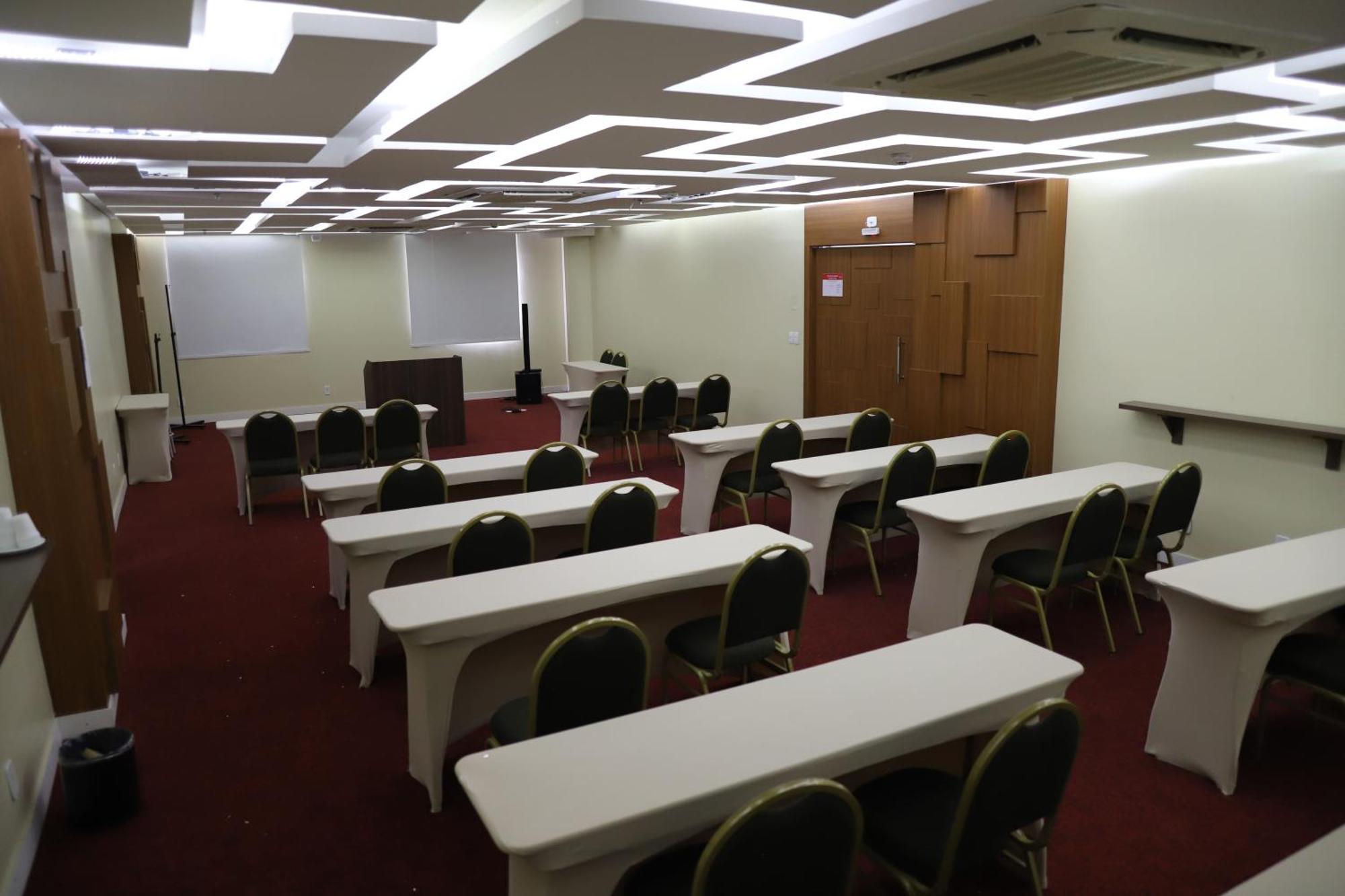 Отель Ramada By Wyndham Manaus Torres Center Экстерьер фото