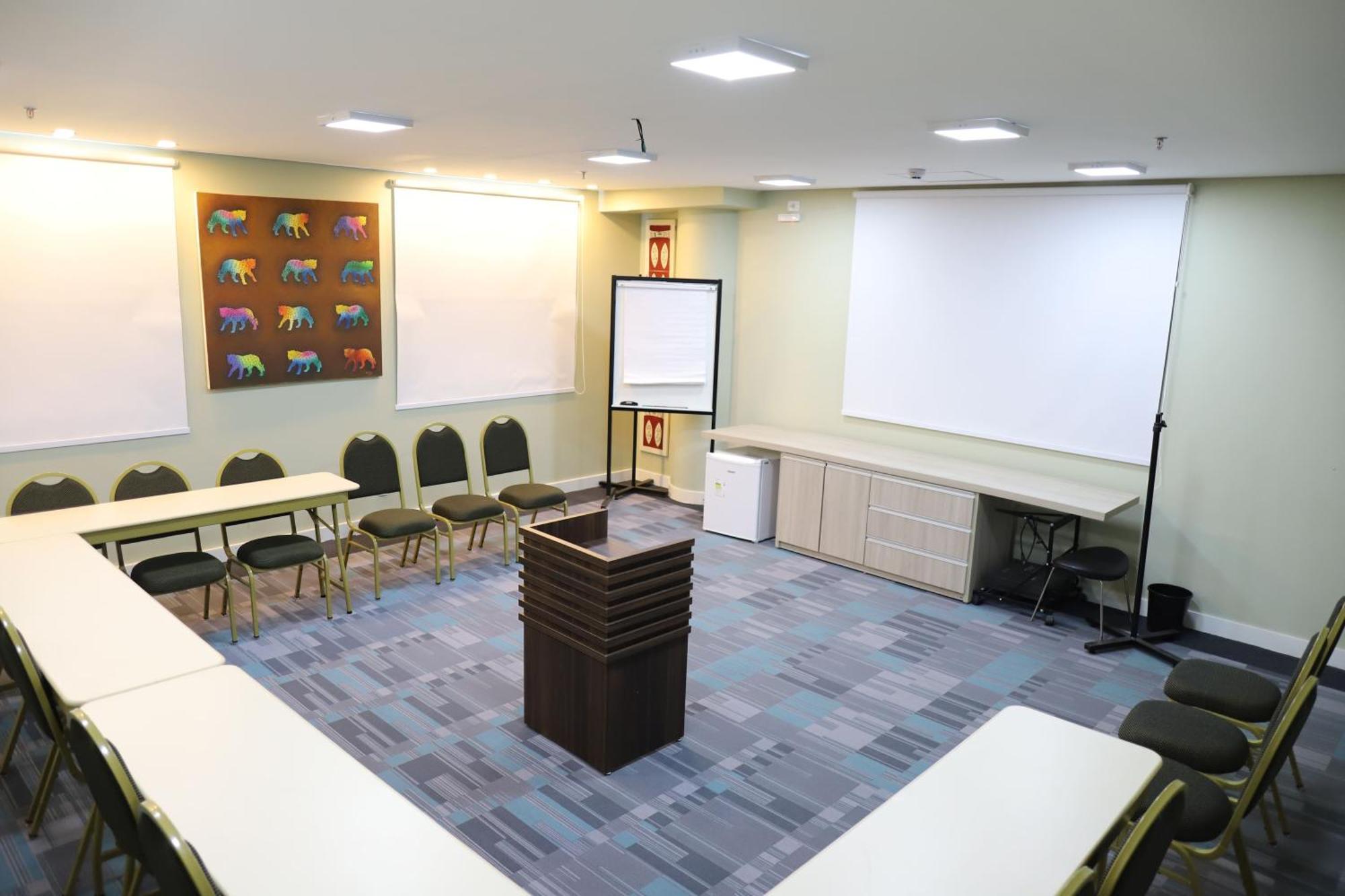 Отель Ramada By Wyndham Manaus Torres Center Экстерьер фото